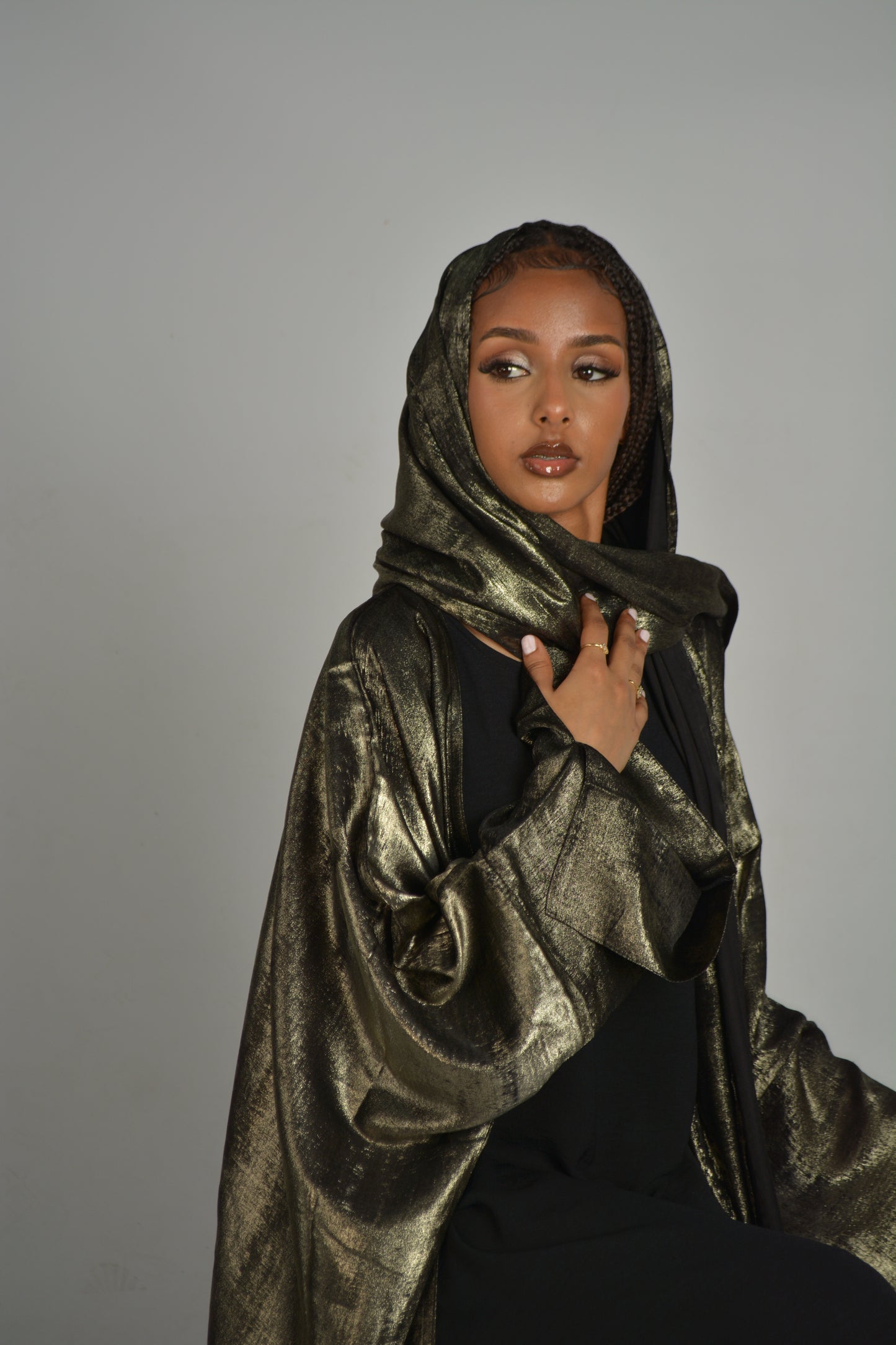 The Opulent Abaya - Black & Gold