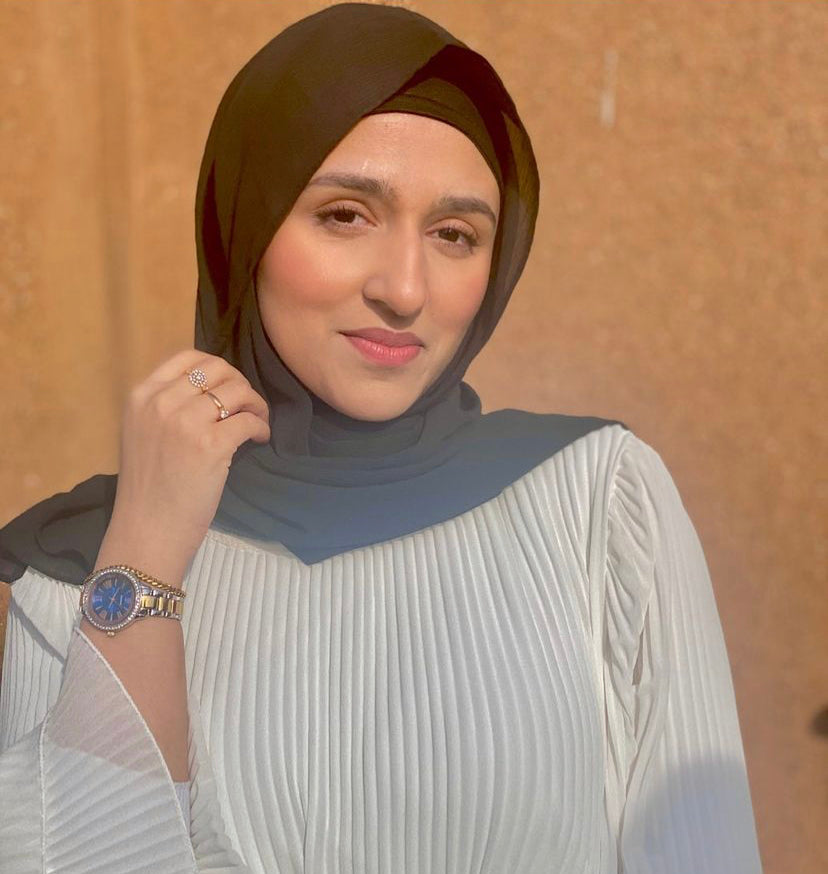 Semi Instant Hijab Black Crinkle Chiffon Hijab with Satin Cap